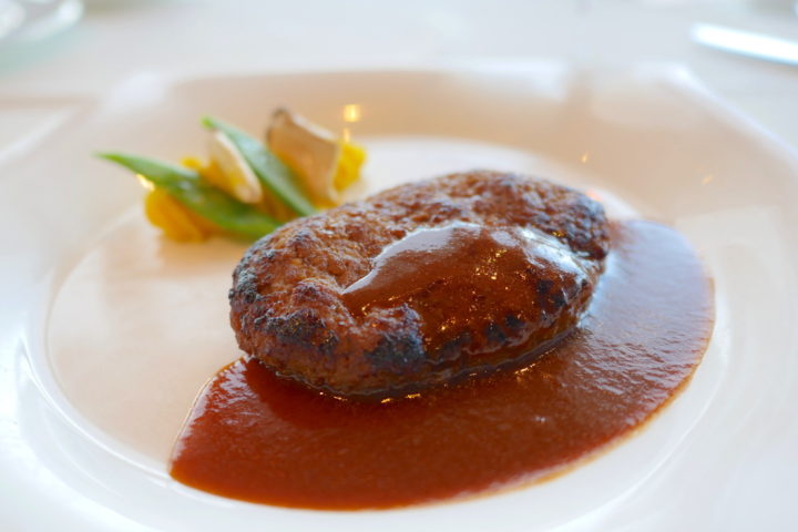 Ginza Sky Lounge: A revolving observatory restaurant in Yurakucho