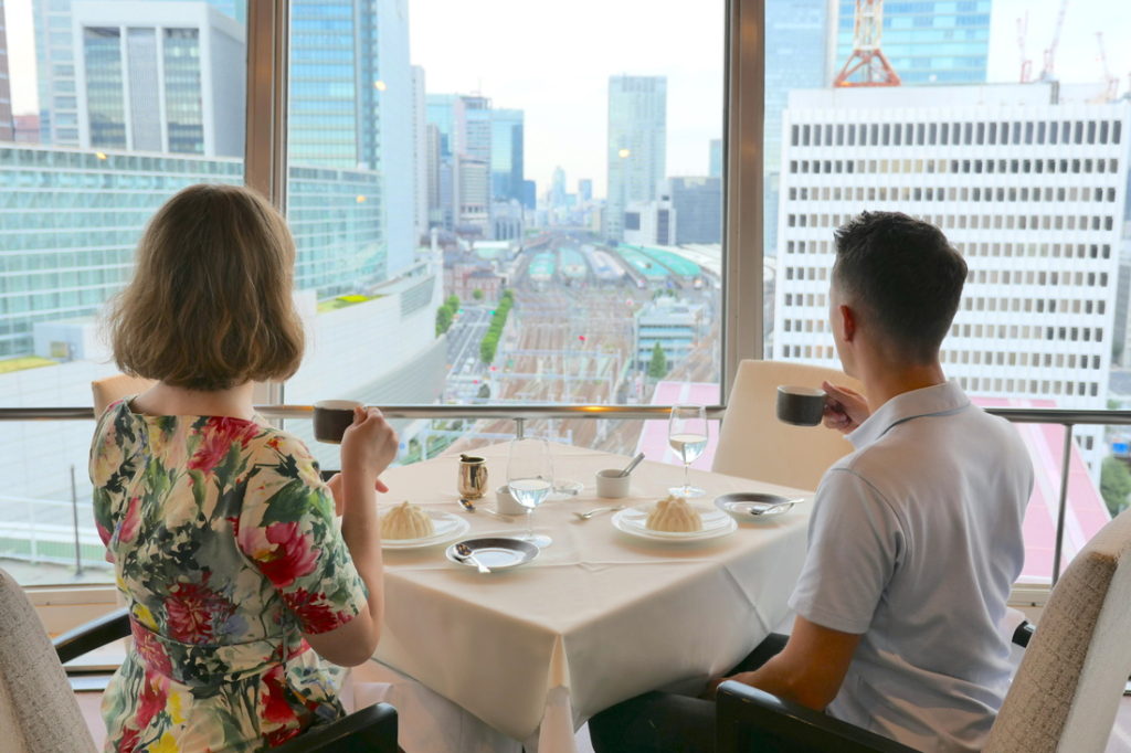Ginza Sky Lounge: A revolving observatory restaurant in Yurakucho